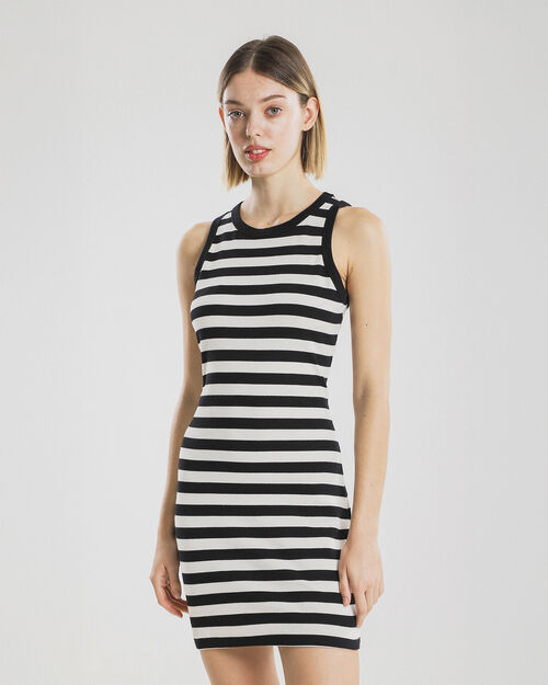 Vestido Corto Ajustado